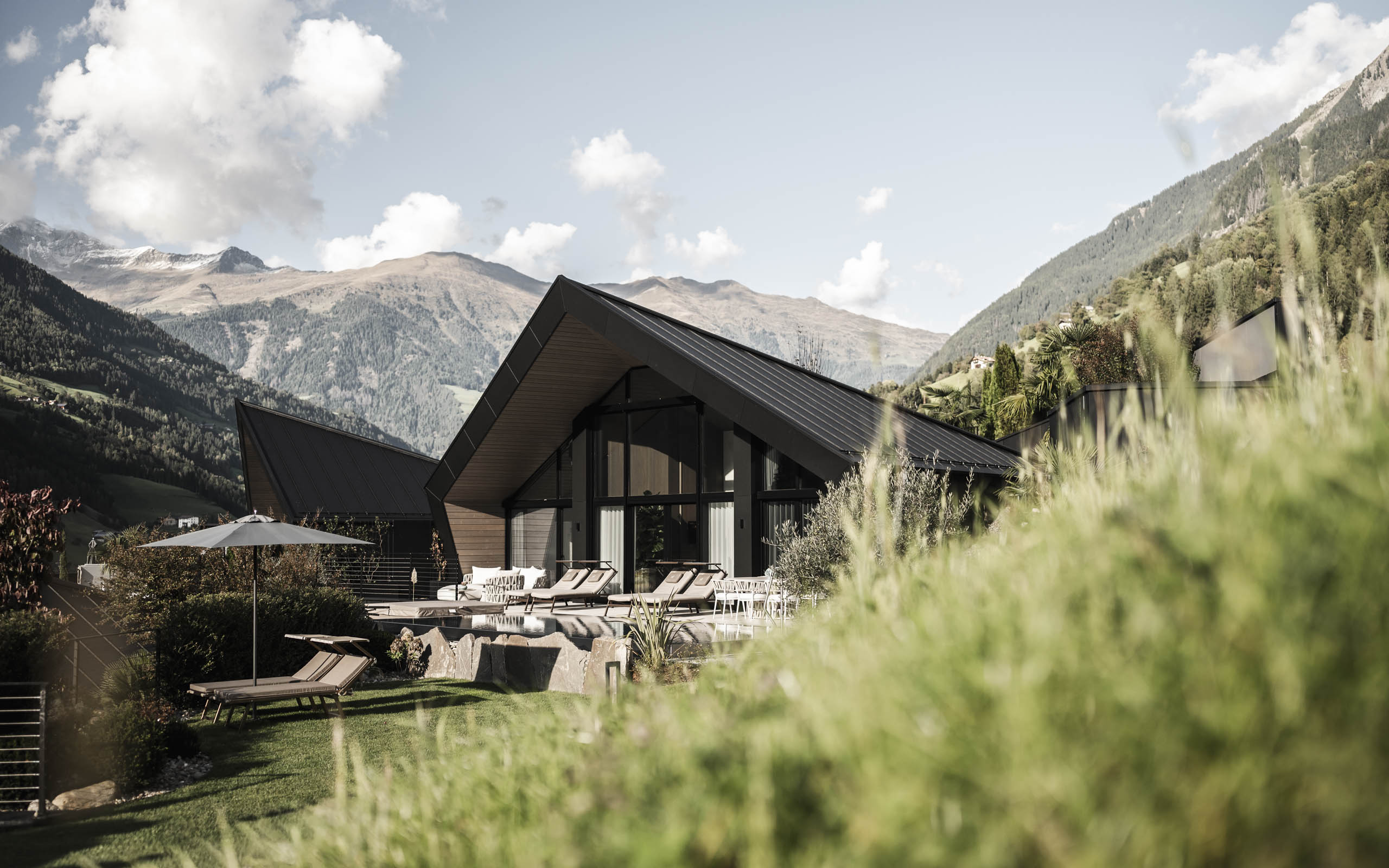 Andreus Resorts